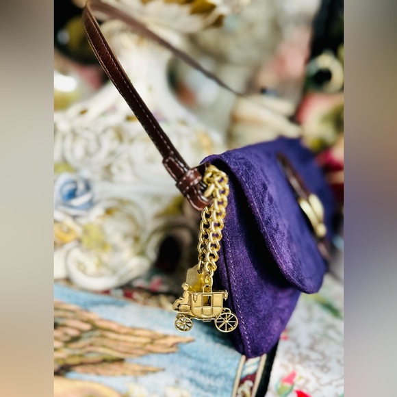 Beautiful Coach Bag - Picture 4 of 6